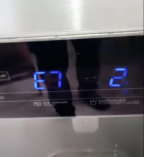 Error E7 nevera Whirlpool
